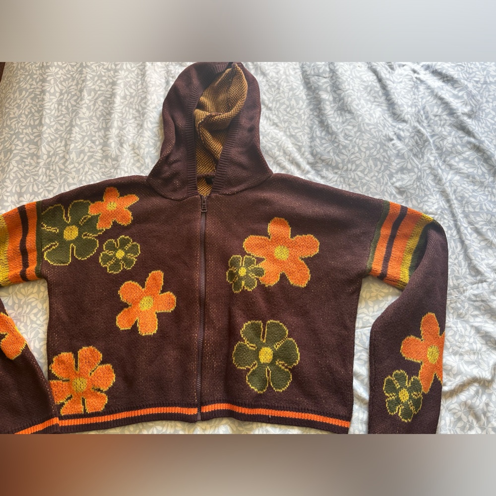 Brown floral knit zip up